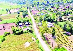 ဒေသလူမှုစီးပွားဖွံ့ဖြိုးမှုကို အထောက်အကူပြုနေသည့် တောင်ကြီးခရိုင်မှ လမ်းကွန်ရက်များ